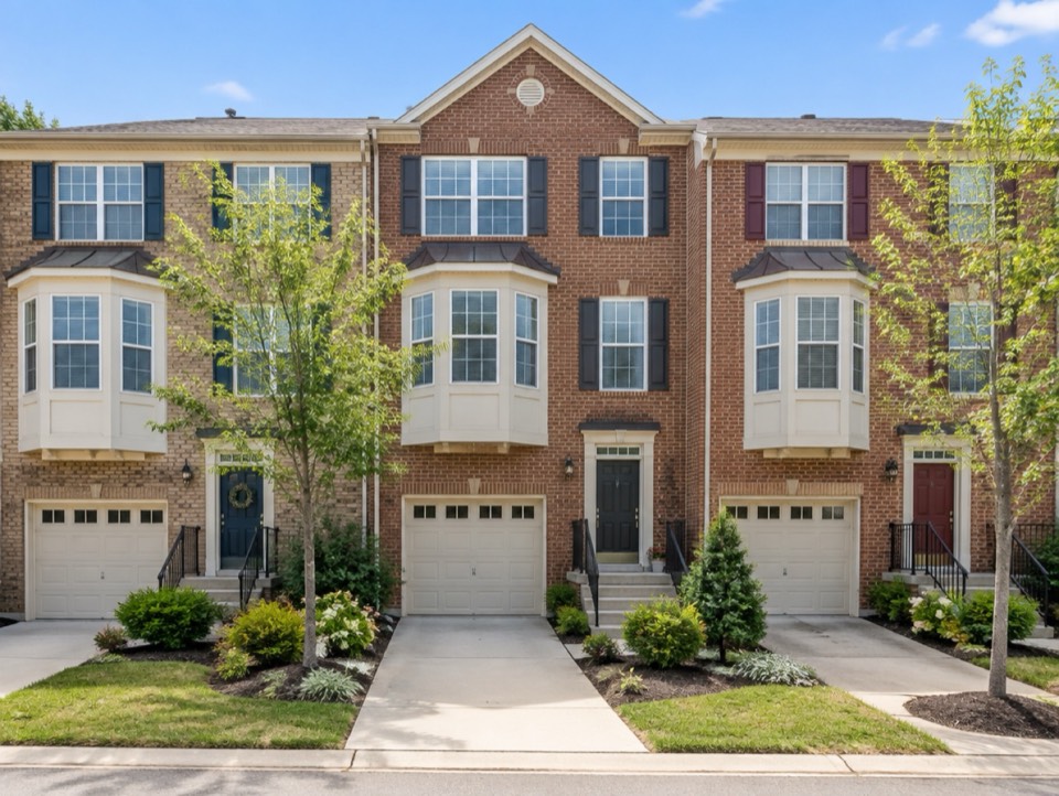 5218 Willow Run Dr